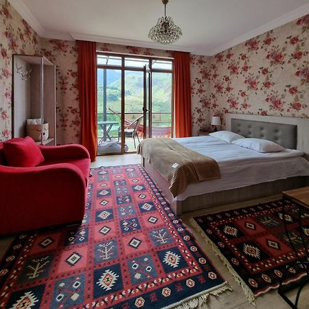 North Kazbegi Hotel Ngoại thất bức ảnh