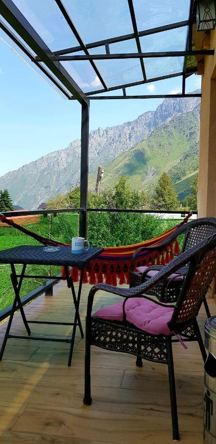 North Kazbegi Hotel Ngoại thất bức ảnh