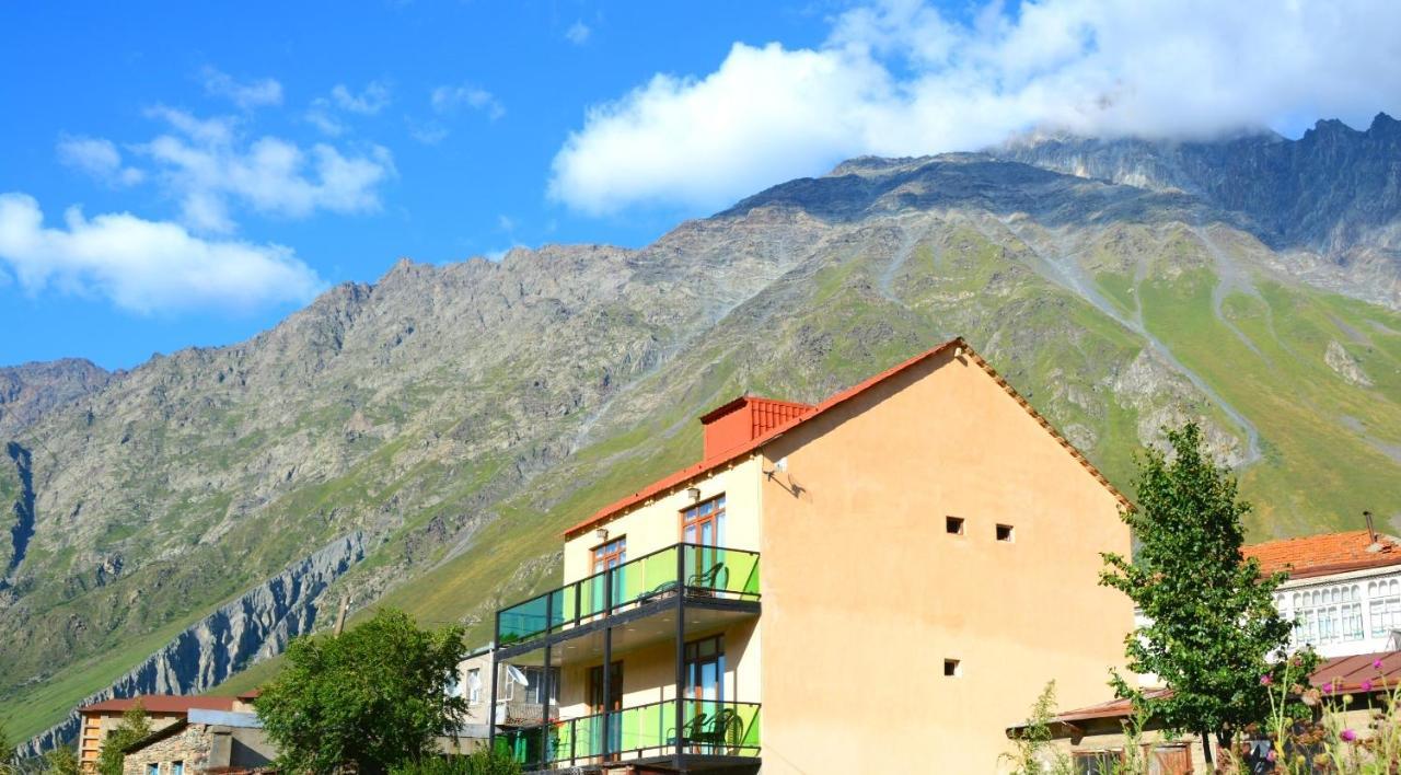North Kazbegi Hotel Ngoại thất bức ảnh